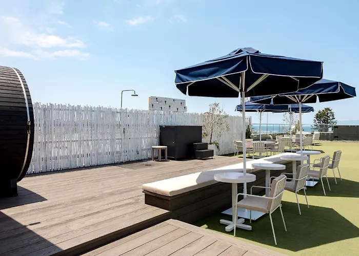 Wake Up! Bondi Beach